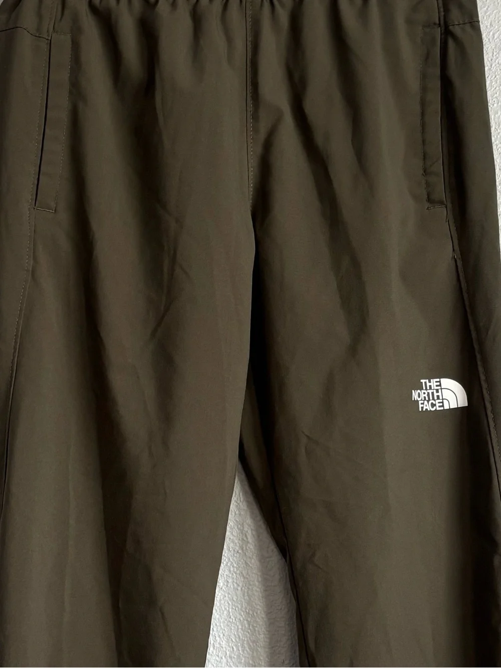 The North Face Boys Size 10  FlashDry Performance Jogger Hiking Pants